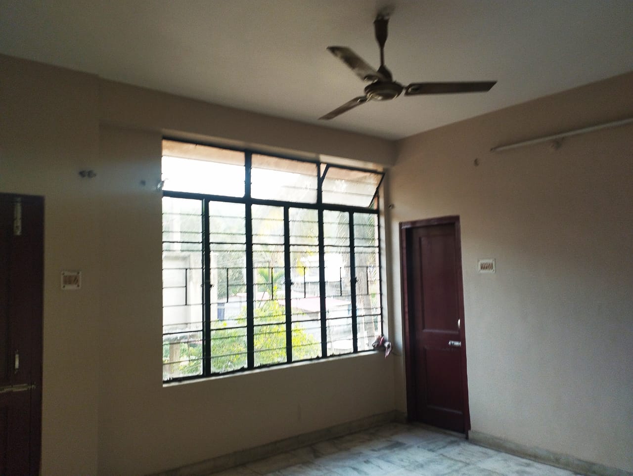 Unfurnished 3bhk in Gita Mandir, Mother Teresa Road, Geeta Nagar, Guwahati, Assam, India for Rent